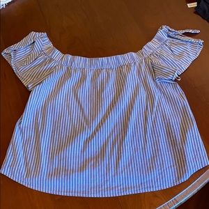Abercrombie & Fitch Off the Shoulder Top